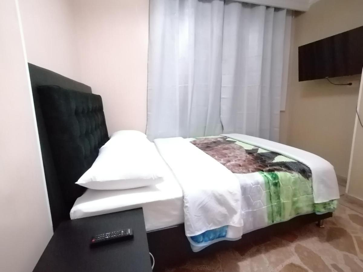 Hotel Golden Suite Pereira Kültér fotó