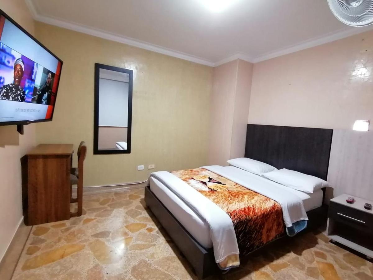 Hotel Golden Suite Pereira Kültér fotó