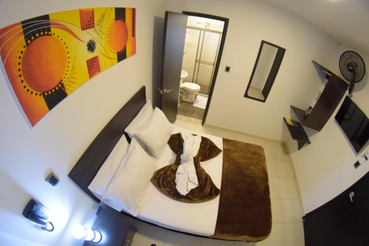 Hotel Golden Suite Pereira Kültér fotó