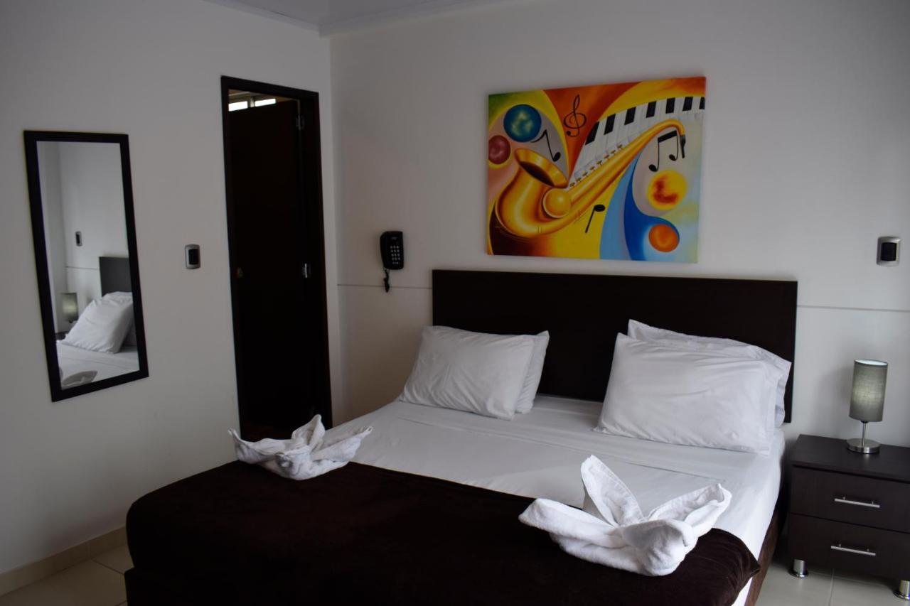 Hotel Golden Suite Pereira Kültér fotó