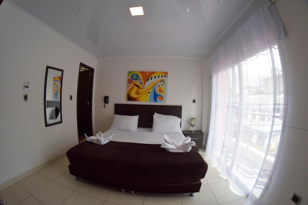 Hotel Golden Suite Pereira Kültér fotó